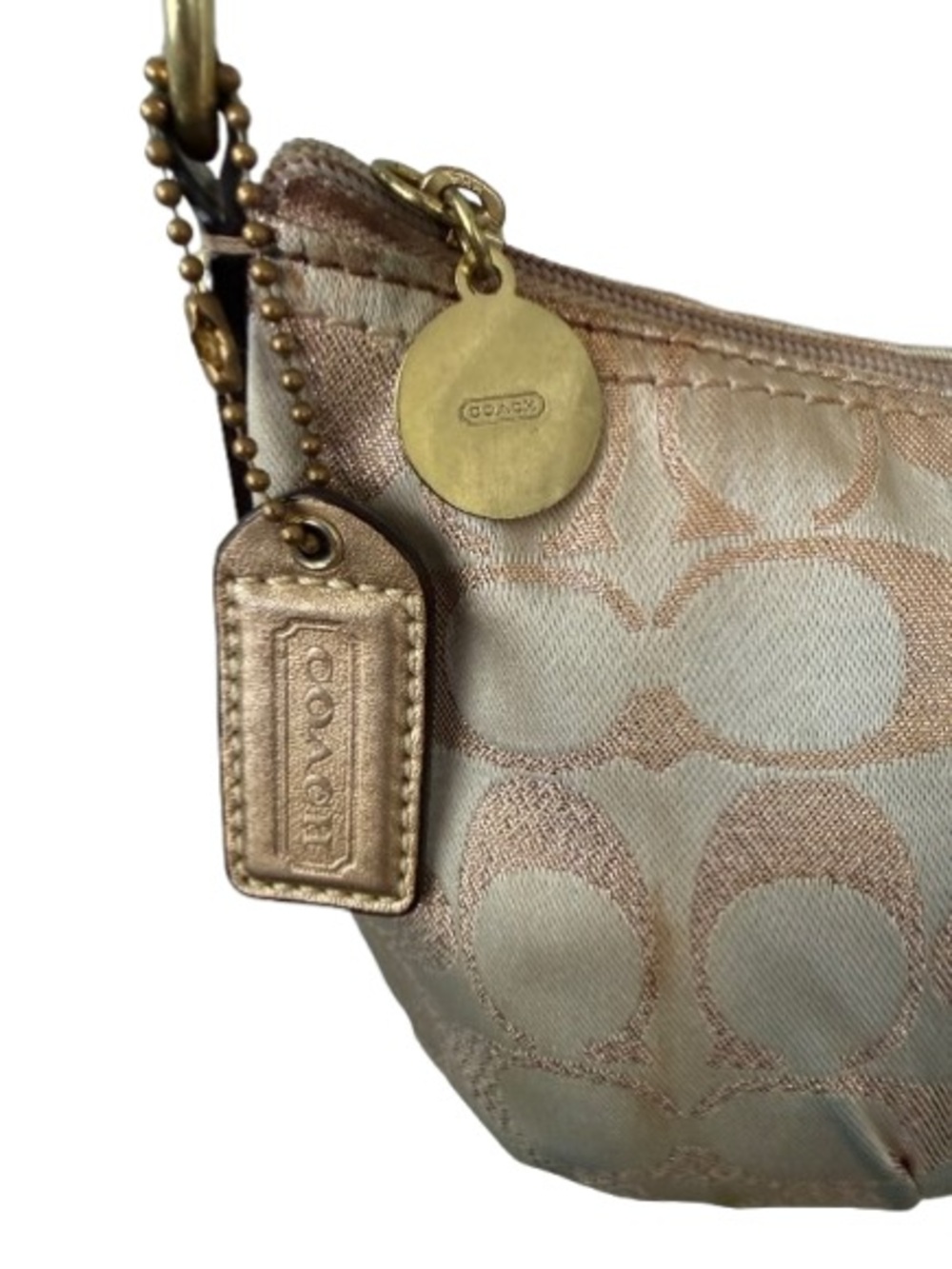 ✨Coach Tan Signature Canvas Bag with Gold Coach Engraved Hardware & Hangtag✨ - Picture 4 of 9